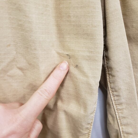 American Eagle Mens Y2K Ripstop Distressed Cargo Shorts Size 32 Beige Preppy - Picture 4 of 16